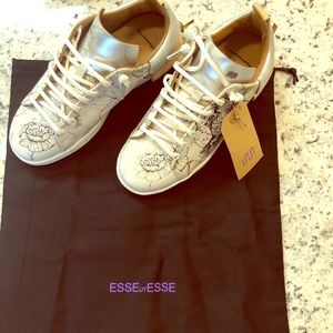 Esse ut Esse made in Italy size 36 new with tags